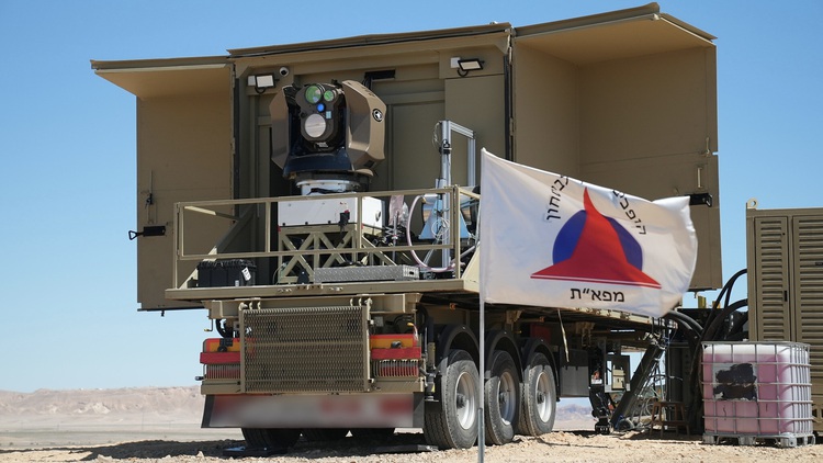 Vũ khí laser Tia Sắt sắp tham gia hệ thống phòng không Vòm Sắt bảo vệ Israel