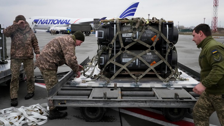Gói viện trợ mới 2,6 tỉ USD của Mỹ có vũ khí gì cho Ukraine?