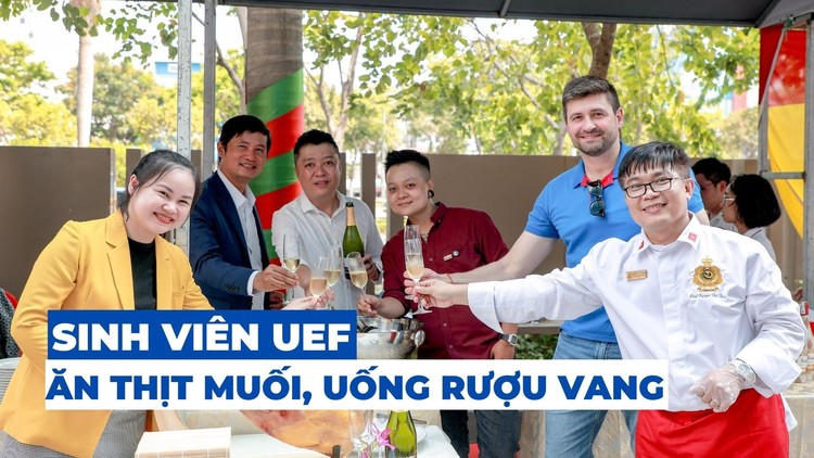 Sinh viên UEF ăn thịt muối, uống rượu vang, trải nghiệm văn hóa các nước nói tiếng Tây Ban Nha và Mỹ La Tinh