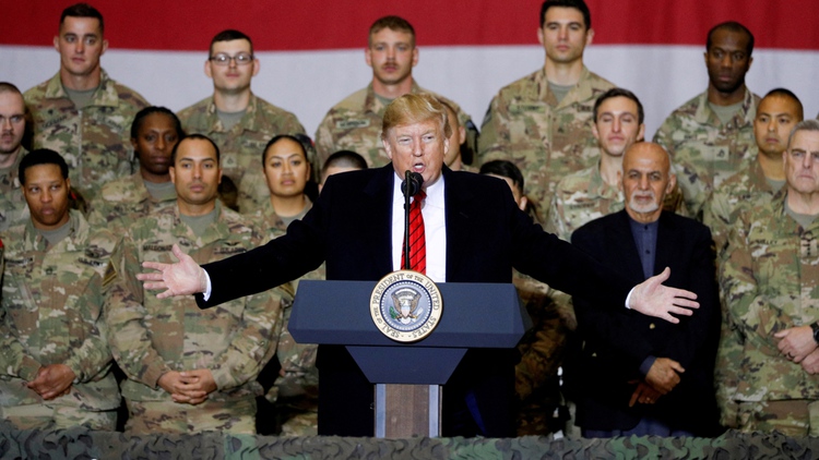 Chính quyền Biden chỉ 'đổ vỏ' cho ông Trump trong bê bối rút quân Mỹ khỏi Afghanistan?
