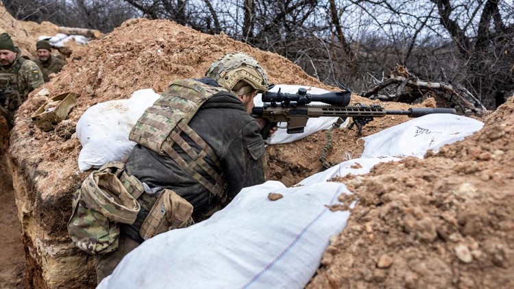 Nga lập tuyến phòng thủ sâu trong lãnh thổ vì e ngại Ukraine phản công?