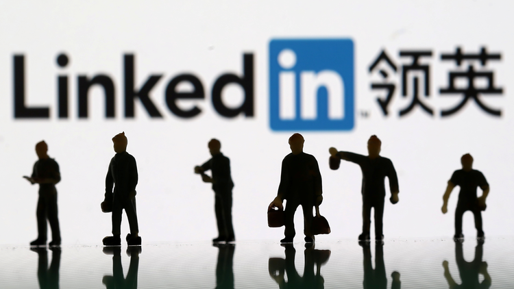 LinkedIn sa thải nhân viên, đóng cửa ứng dụng tại Trung Quốc