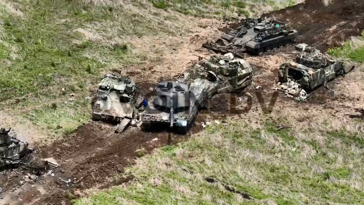 Xe tăng Leopard 2A6, thiết giáp M2 Bradley của Ukraine bị Nga phá hủy, Mỹ nói gì?