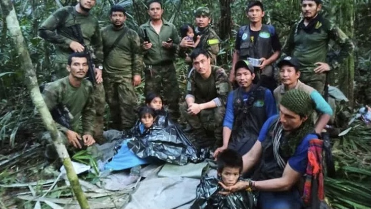 Kỳ diệu 4 trẻ em rơi máy bay, lạc trong rừng rậm hơn 5 tuần vẫn sống sót