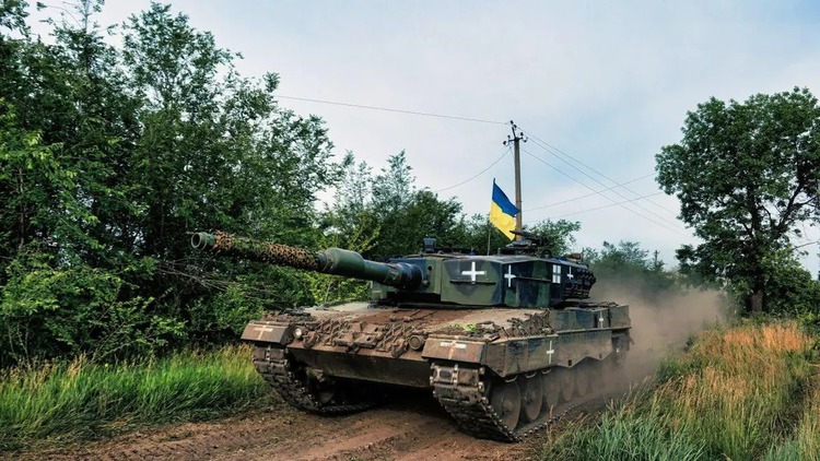 Ukraine muốn Đức chuyển thêm xe tăng Leopard, thiết giáp Marder