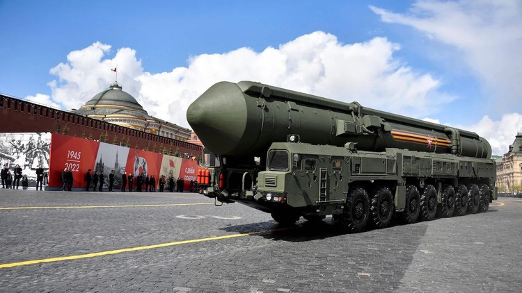 Tổng thống Belarus vì sao muốn Nga triển khai vũ khí hạt nhân ở nước mình?