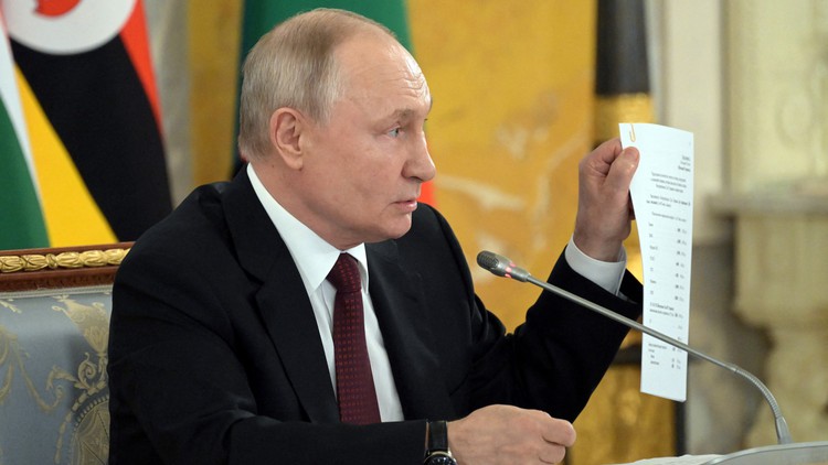 Tổng thống Putin tiết lộ dự thảo hiệp ước trung lập của Ukraine