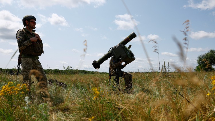 Ukraine nói phản công tiếp diễn 'chậm mà chắc'