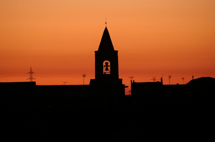 Giáo hội Tây Ban Nha công bố điều tra cáo buộc lạm dụng tình dục chấn động