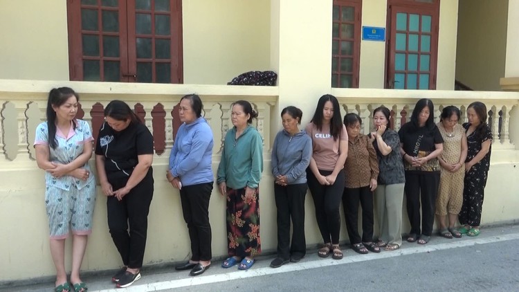 Bắt nhóm trộm cắp tài sản khét tiếng tại các đền chùa ở Thanh Hóa
