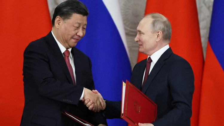 Điện Kremlin bác thông tin Trung Quốc thuyết phục Nga không dùng vũ khí hạt nhân