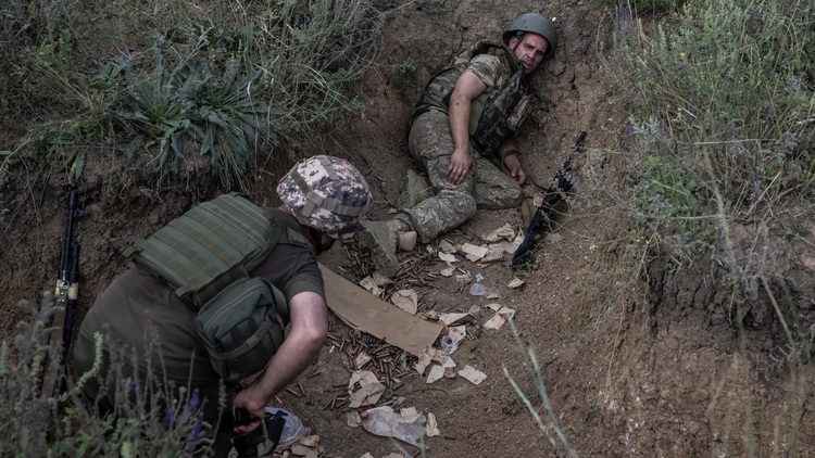 Quân đội Ukraine đánh giá thấp Nga nên chật vật trong phản công?