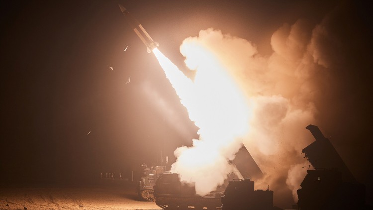 Mỹ không có đủ tên lửa đạn đạo chiến thuật để viện trợ Ukraine