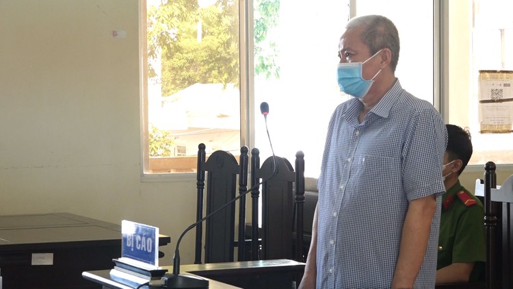 Nguyên Phó chánh án TAND tỉnh Bạc Liêu lãnh án vì nhận hối lộ