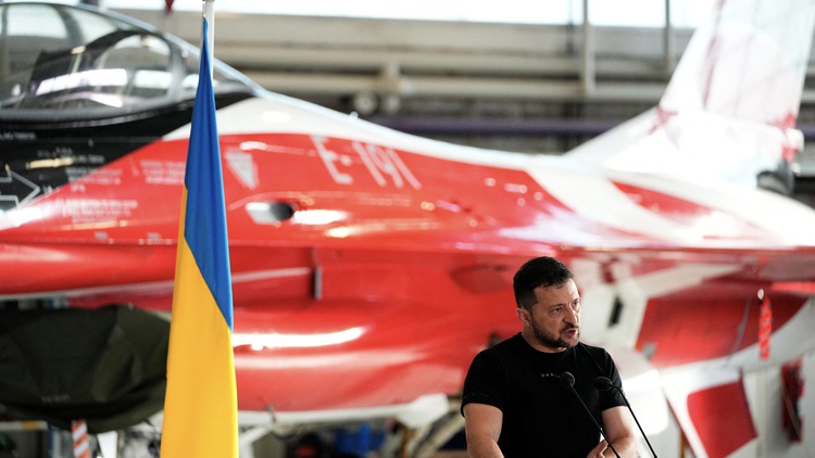 Ukraine nói cần 128 máy bay chiến đấu để chiếm ưu thế trên không