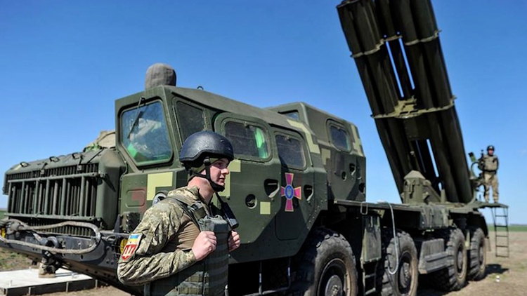 Ukraine khoe uy lực vũ khí tầm xa 'nhà làm' để tấn công Nga