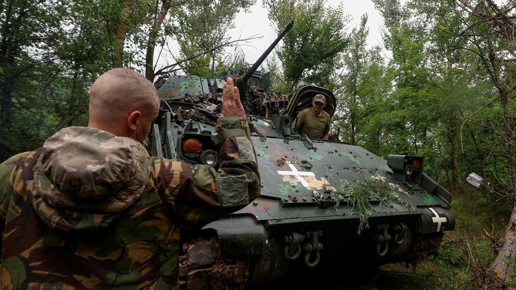 Ukraine tuyên bố duy trì thế chủ động, Nga nói tiến sâu 3 km ở Kharkiv