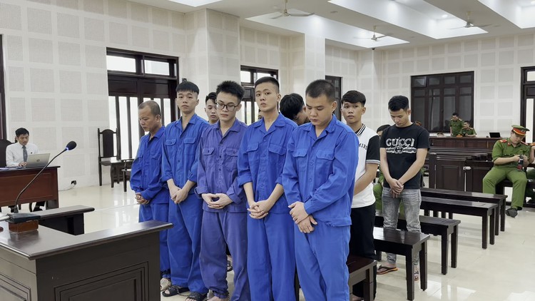 3 cha con cùng vào tù vì hỗn chiến gây náo loạn đường phố Đà Nẵng