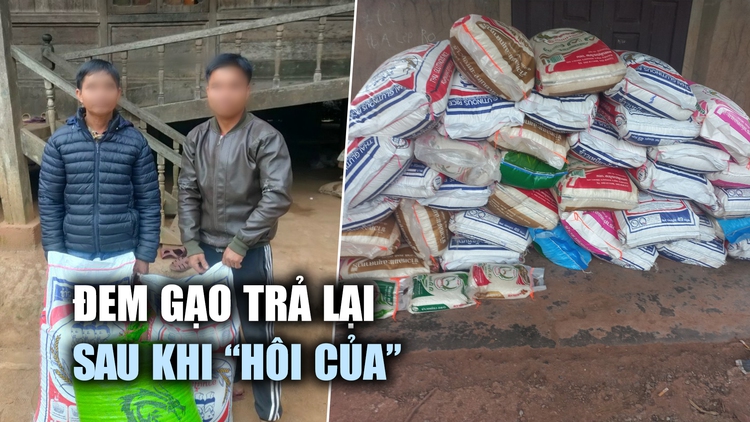 Người dân trả lại hàng chục bao gạo sau khi ‘hôi của’ từ xe tải gặp nạn