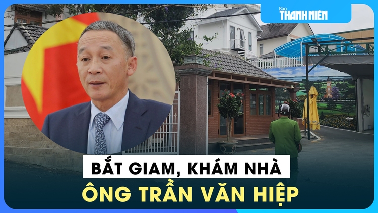 Video công an khám nhà ông Trần Văn Hiệp, Chủ tịch UBND tỉnh Lâm Đồng