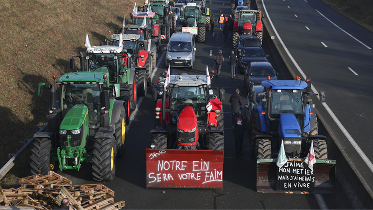 Vì sao nông dân Pháp biểu tình?