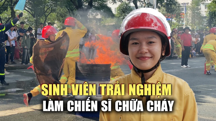 Sinh viên Ký túc xá Đại học Quốc gia TP.HCM trải nghiệm thành chiến sĩ chữa cháy