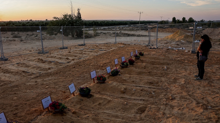 Một năm sau ngày Hamas tấn công Israel: Người sống sót chưa nguôi nỗi đau