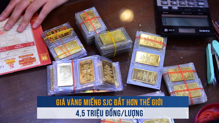 BIẾN ĐỘNG VÀNG ngày 2.12: Giá vàng miếng SJC đắt hơn thế giới 4,5 triệu đồng/lượng