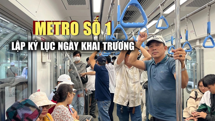 Metro số 1 ngày khai trương: Lập kỷ lục lượng khách gấp 5,5 lần dự kiến