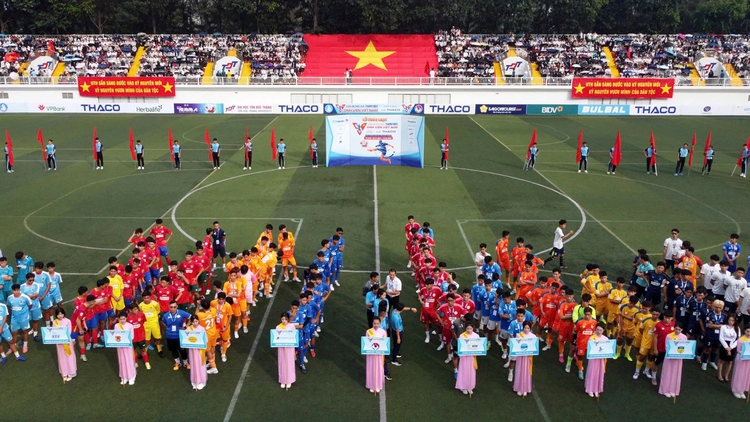 Khai màn TNSV THACO CUP 2025: Nơi khát khao bùng cháy