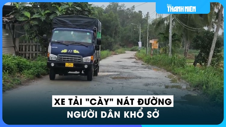 Quảng Ngãi: Xe tải cày nát đường, người dân khổ sở