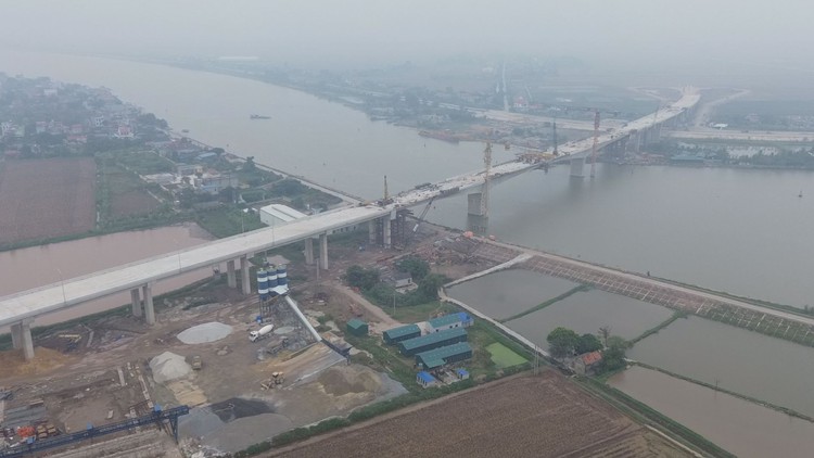 Cận cảnh cầu Tam Tòa nghìn tỉ nối Nam Định với Ninh Bình sắp hoàn thành