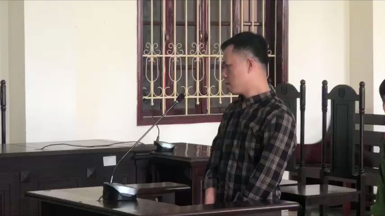 Phạt người trộm vali vàng của người đẹp chuyển giới Hà Kiều Anh 13 năm tù