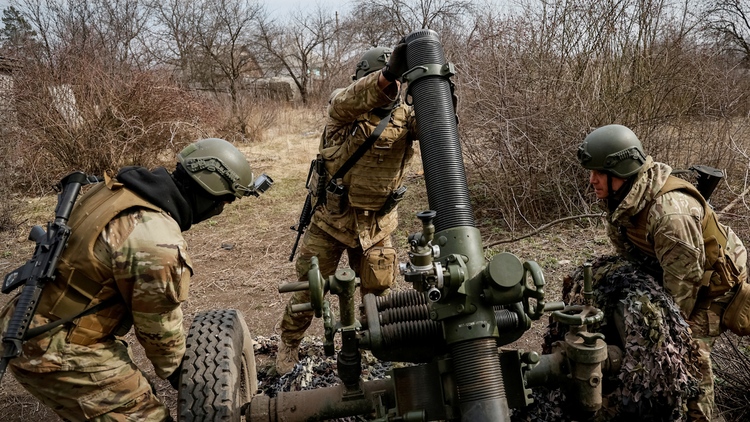 Kế hoạch hòa bình Ukraine của ông Trump: Không chi thêm đồng nào cho cuộc chiến?