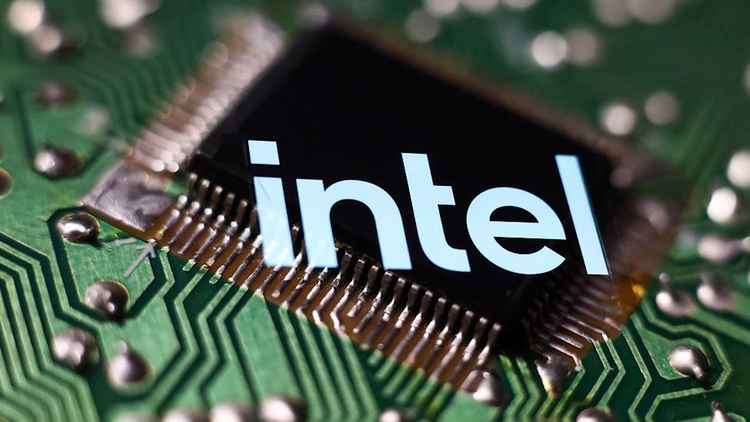 Máy tính Huawei vẫn có chip AI mới của Intel, nghị sĩ Mỹ bức xúc