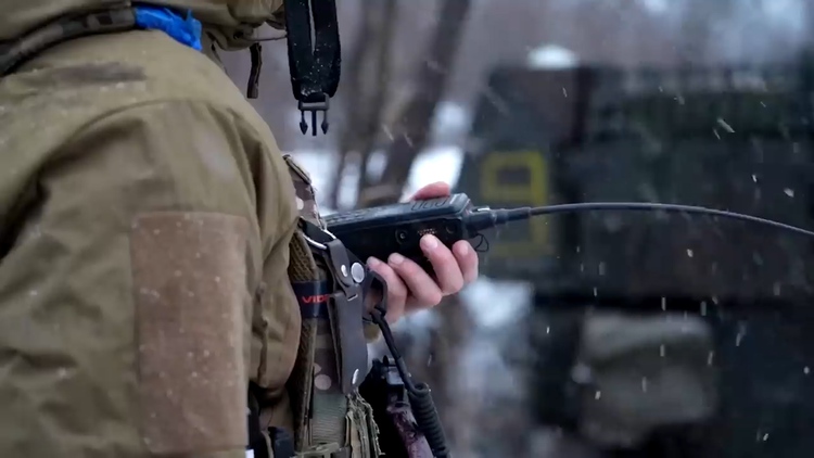 Tư lệnh Ukraine xác nhận thiếu quân, 'không ai có thể ngồi ngoài'