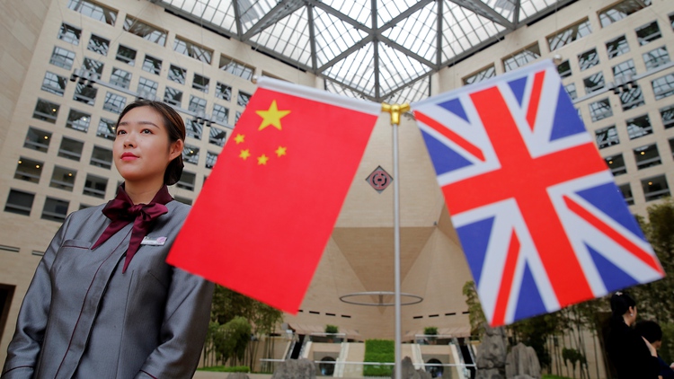 Trung Quốc nói Anh 'vô căn cứ' về cáo buộc viện trợ sát thương cho Nga