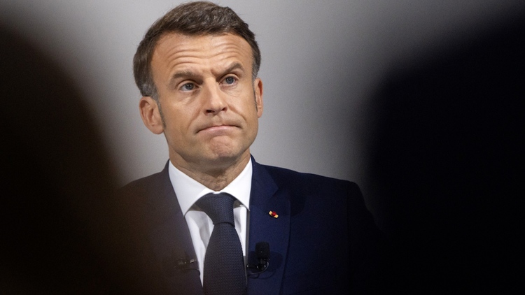 Tổng thống Macron bất ngờ cảnh báo nội chiến, phe đối lập Pháp phản ứng