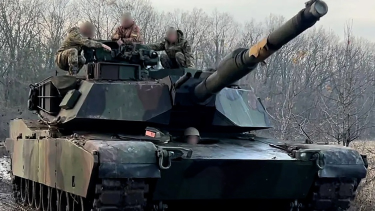 Kíp lái Ukraine chê gì về xe tăng M1 Abrams của Mỹ?