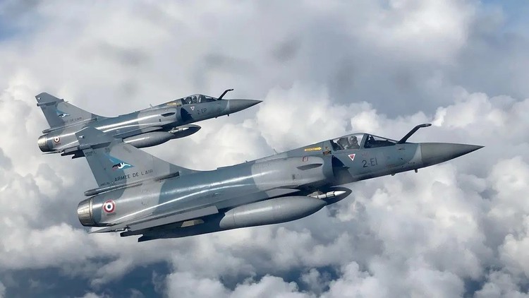 Máy bay Mirage 2000 Pháp sẽ chuyển cho Ukraine có đặc điểm gì?
