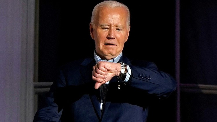 Tổng thống Biden nói 'tiếp tục chiến đấu' nhưng cần ngủ sớm