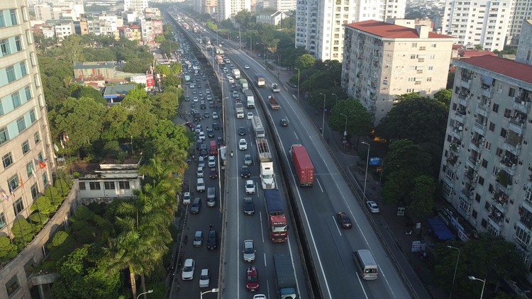 [FLYCAM] Dòng xe nhích từng chút rời Hà Nội ngày đầu nghỉ lễ Quốc khánh 2.9