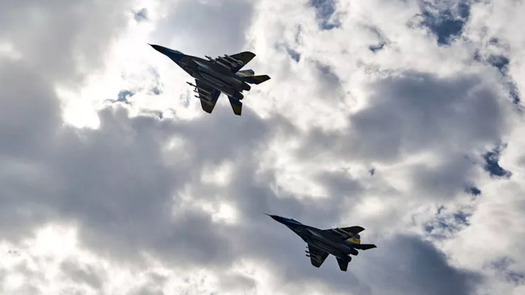 Tổng tư lệnh Ukraine nói gì về tổn thất chiến đấu cơ F-16?