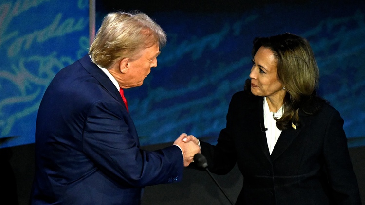 Bầu cử Mỹ: 5 khoảnh khắc đáng nhớ từ cuộc tranh luận Trump-Harris