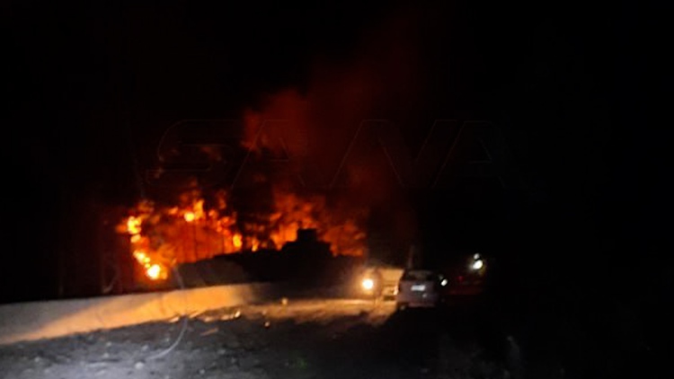 Israel không kích Syria, Mỹ diệt UAV, tên lửa Houthi