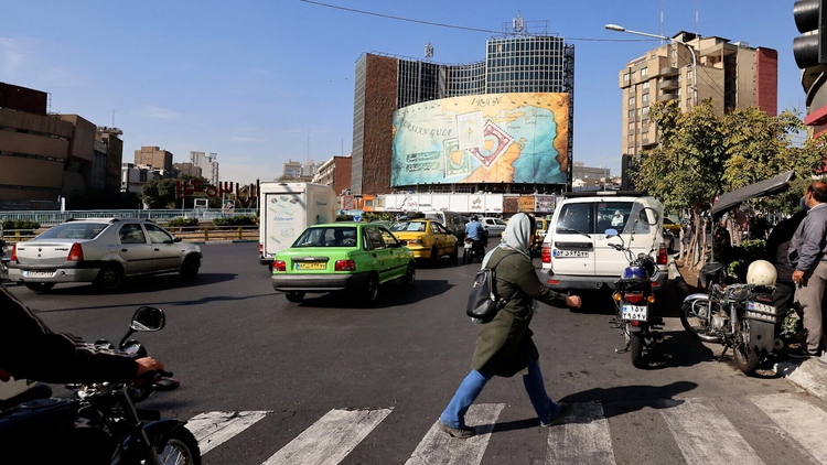 Vì sao Iran muốn chuyển thủ đô khỏi Tehran?