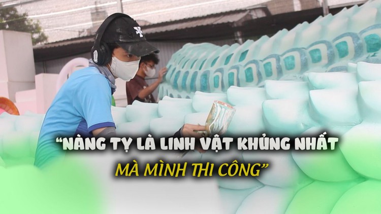 Cận cảnh xưởng chế tác Nàng Tỵ cho đường hoa Nguyễn Huệ 