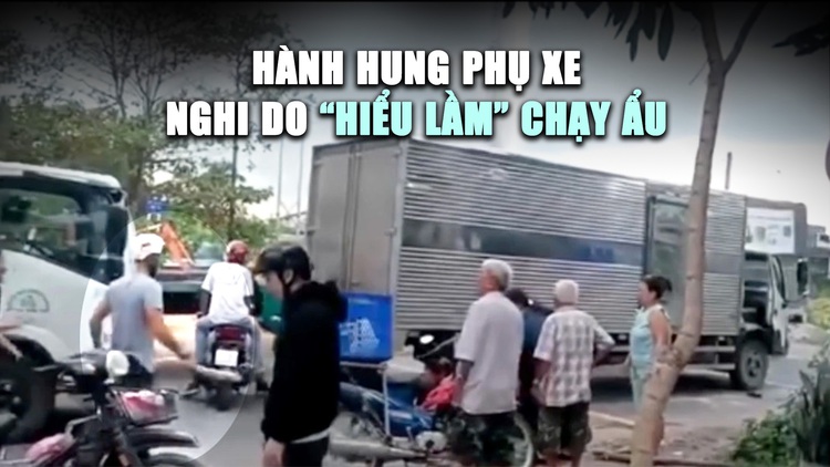 Bạo lực đường phố: Cầm gậy hành hung phụ xe tải nghi do 'hiểu lầm'