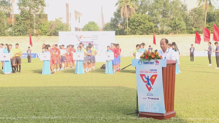 Khai màn TNSV THACO cup 2025 khu vực Duyên hải miền Trung: Vì bóng đá đẹp