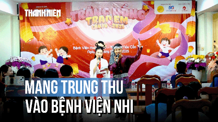 Trung thu gõ cửa bệnh viện, mang niềm vui đến bệnh nhi Cần Thơ